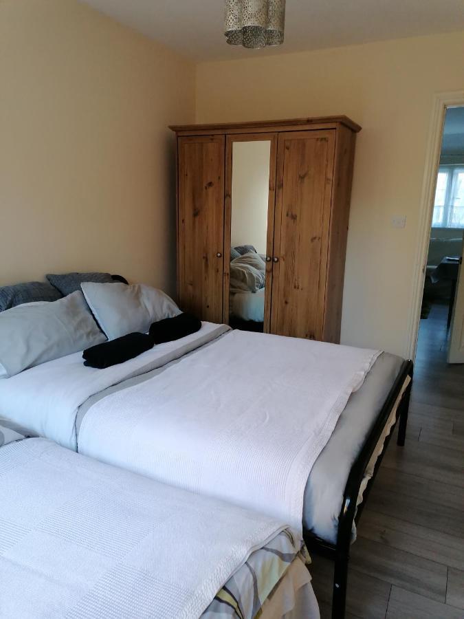 Ferienwohnung Chantilly Ickenham Exterior foto